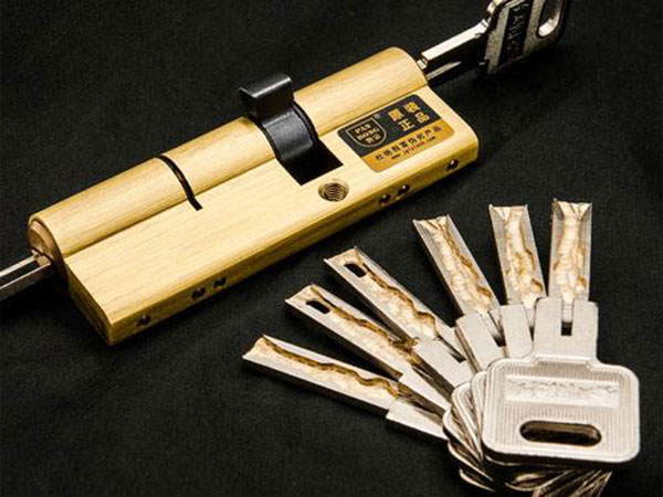 金平24小时上门开锁公司